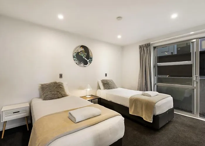 & Alps On Your Doorstep & Facilities Wanaka